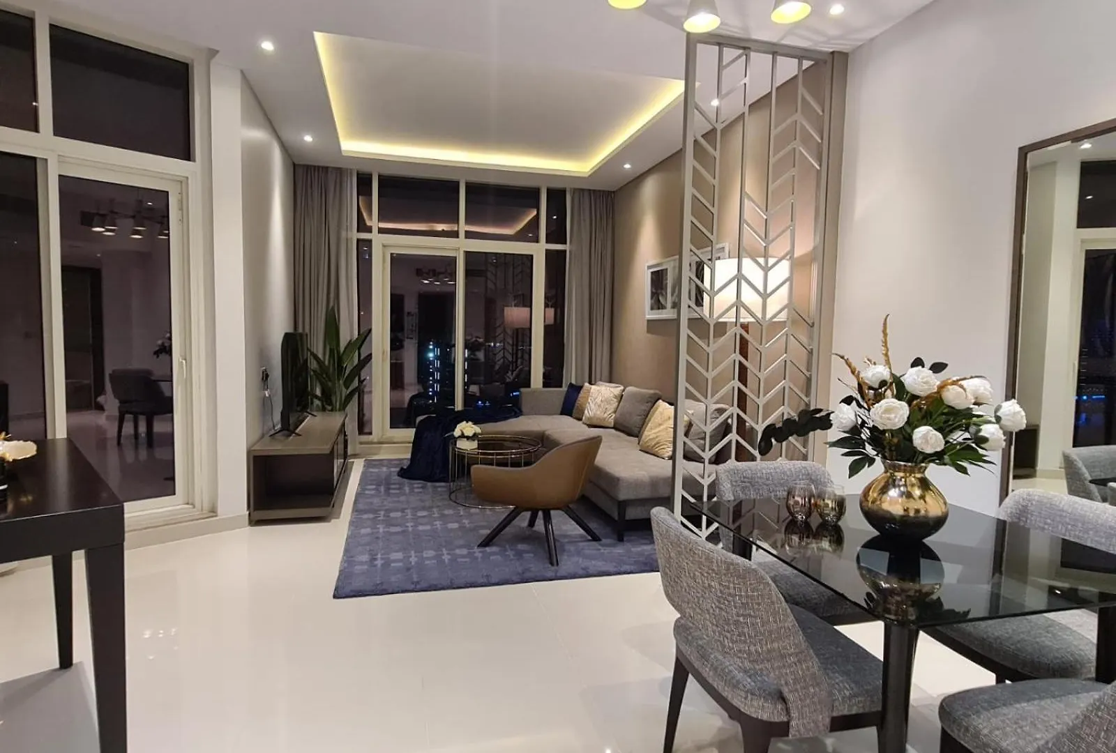 Modern Delux 1 Bed With Canal And Burj Khalifa View Apartment Dubai United Arab Emirates