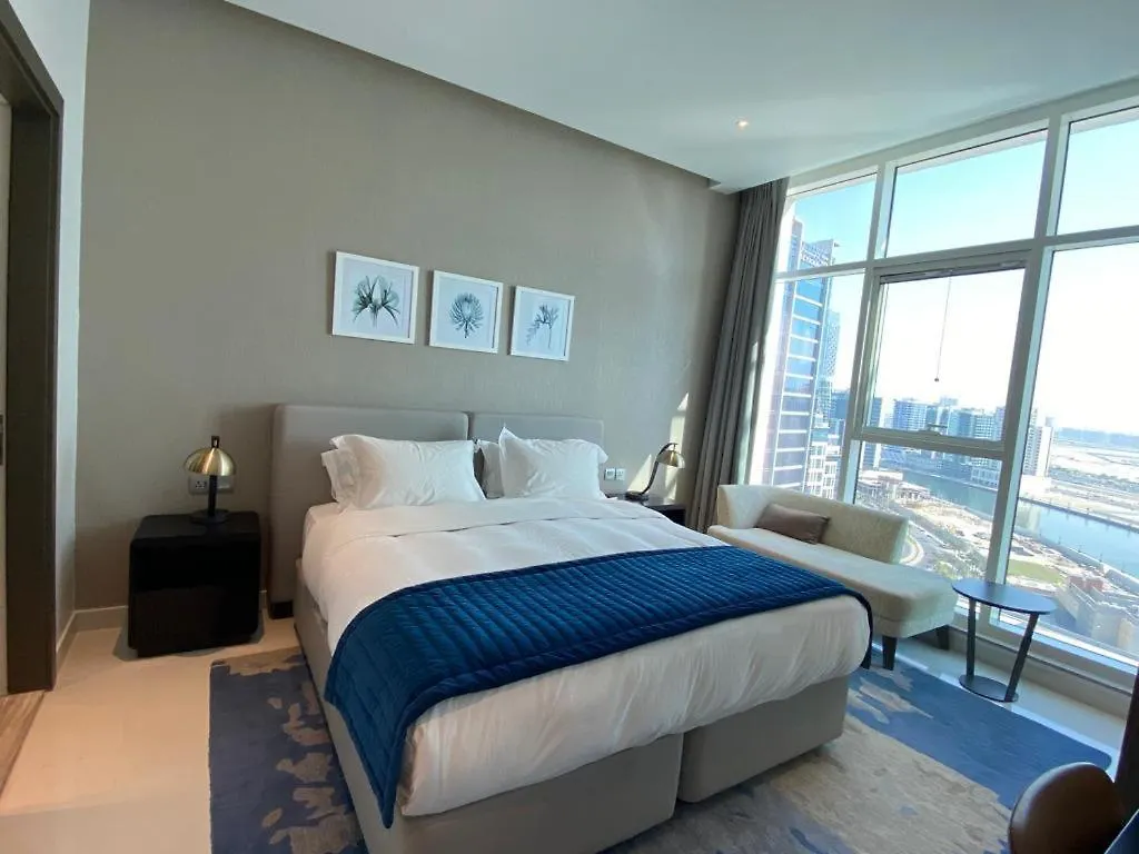 Modern Delux 1 Bed With Canal And Burj Khalifa View Apartment Dubai 0*,  United Arab Emirates